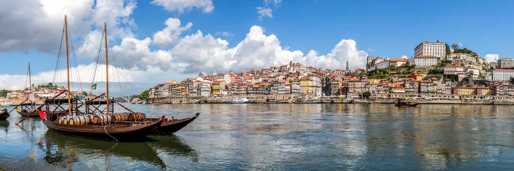 Why Savvy Travelers Want to <br class='titlebreak'></noscript>Go to Portugal